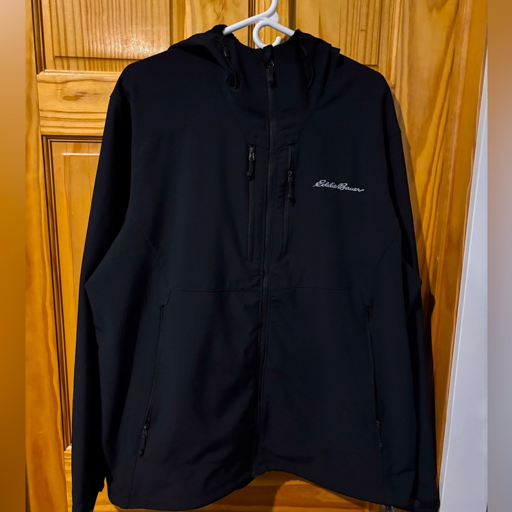 Mens Eddie Bauer First Ascent coat size XL